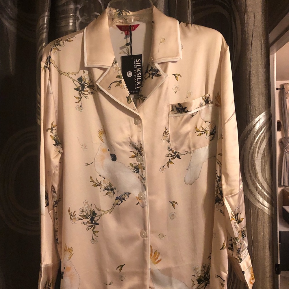 NWT 100% pure silk pajamas XL